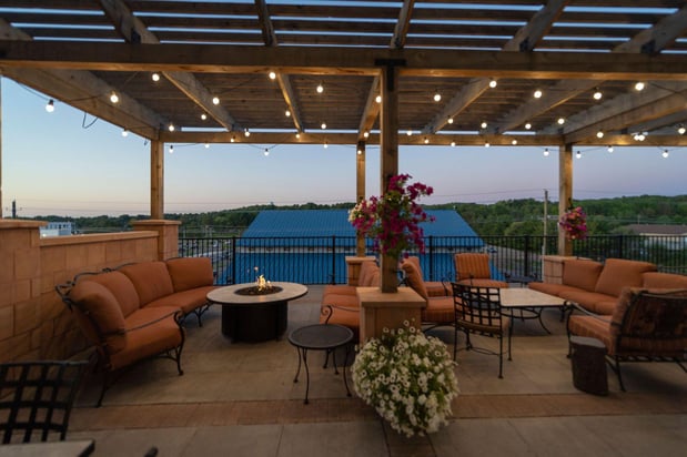 Images Staybridge Suites Marquette by IHG