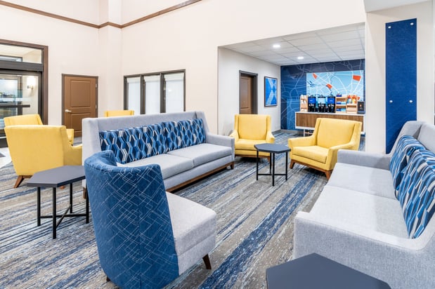 Images Holiday Inn Express & Suites Cheyenne by IHG