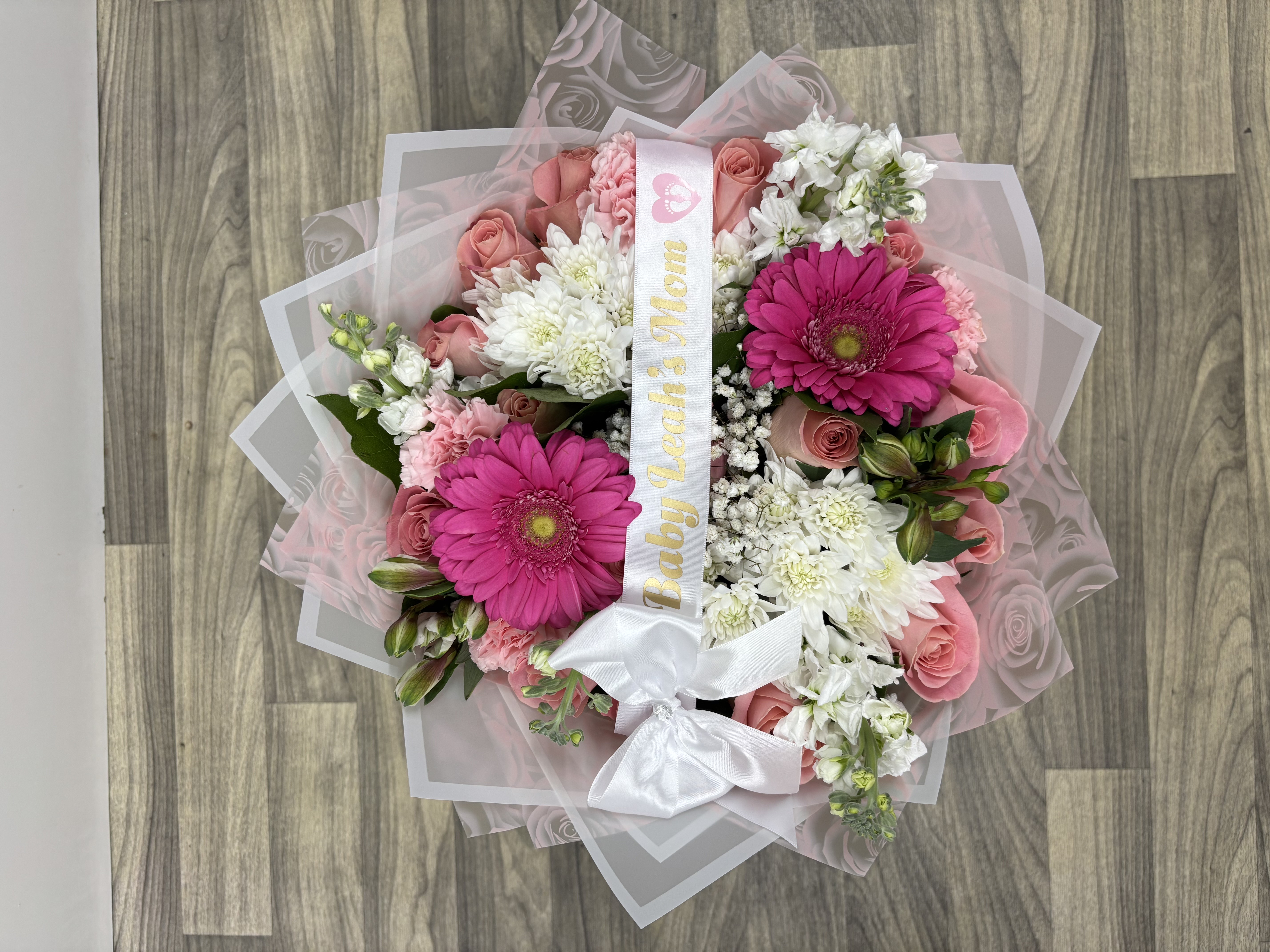 Fabulous Flowers &amp; Gifts Logo