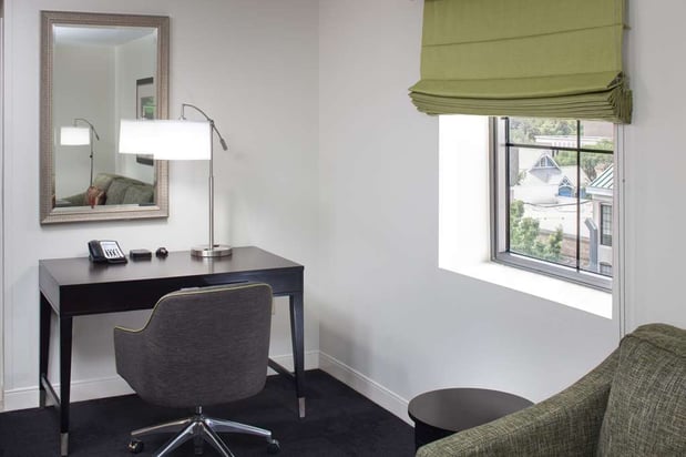 Images Hampton Inn & Suites Gainesville-Downtown