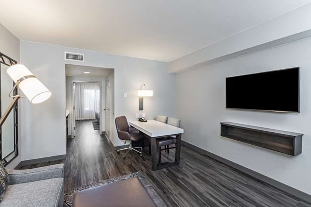 Images Embassy Suites by Hilton Houston Energy Corridor