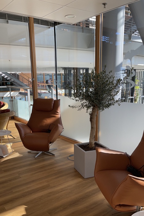 Marie Christin Etti, Stadttor 1 in Düsseldorf