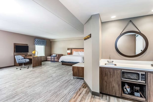 Images Hampton Inn & Suites Kittery-Portsmouth