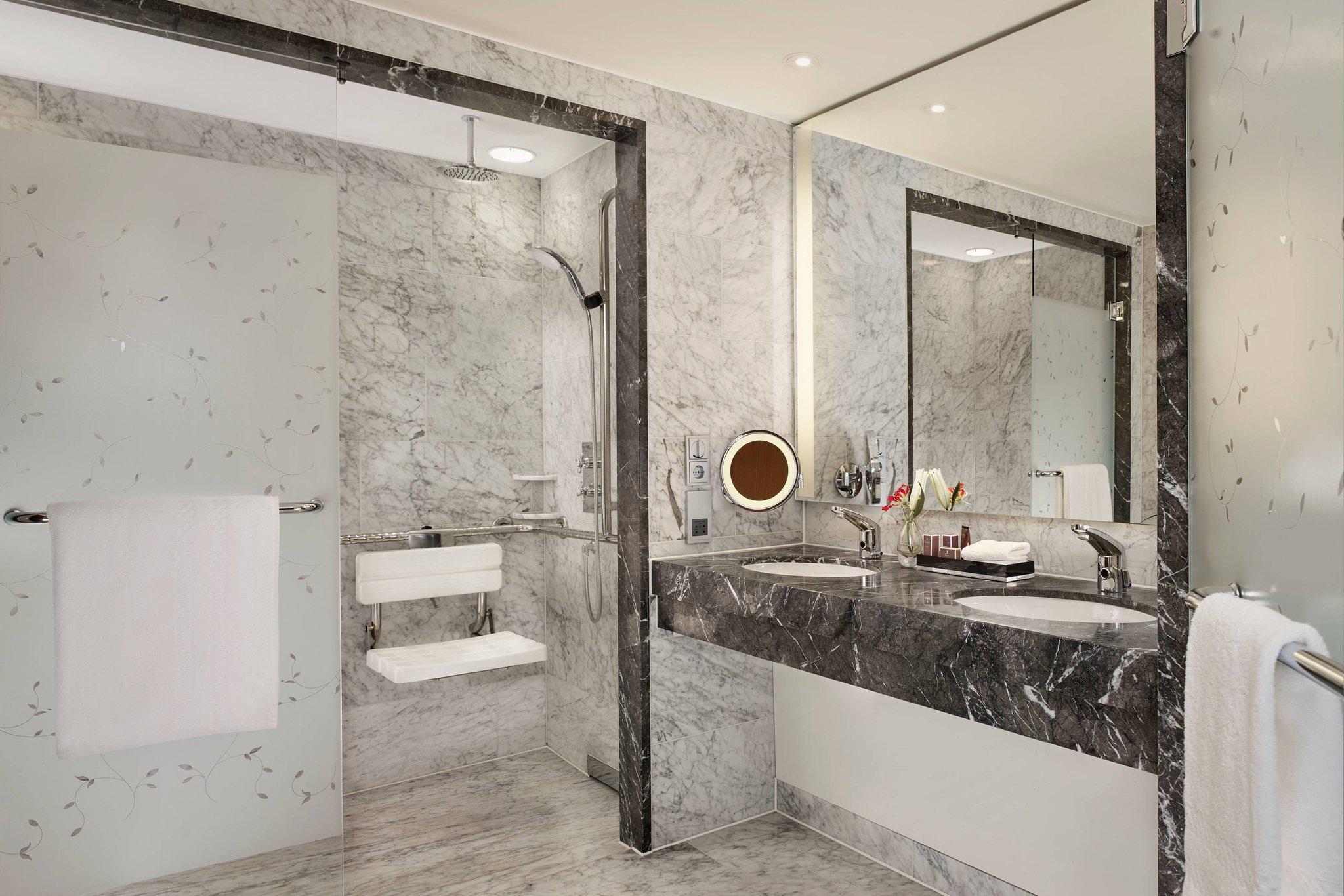 The Ritz-Carlton, Vienna, Schubertring 5-7 in Vienna