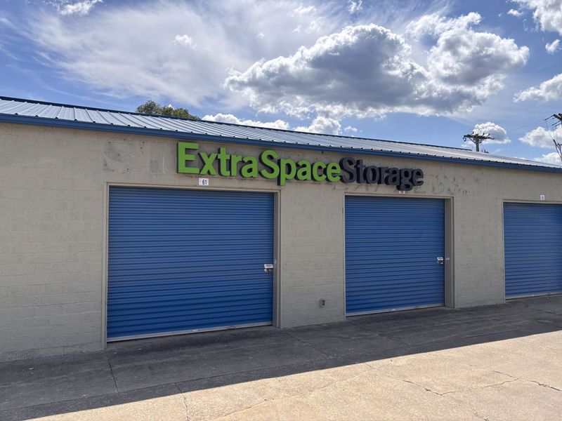 Images Extra Space Storage
