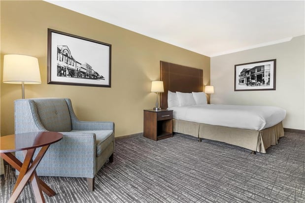 Images Best Western Plus Garden Court Inn