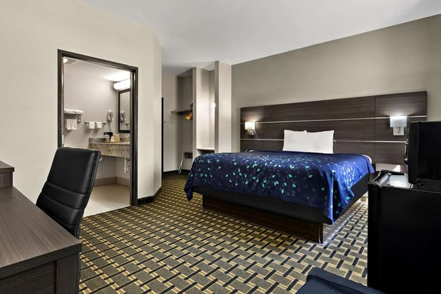 Images SureStay Plus by Best Western Tulsa East
