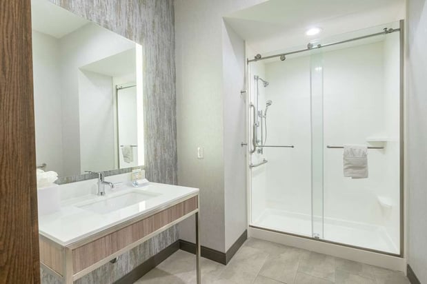 Images Hilton Garden Inn Wichita Downtown