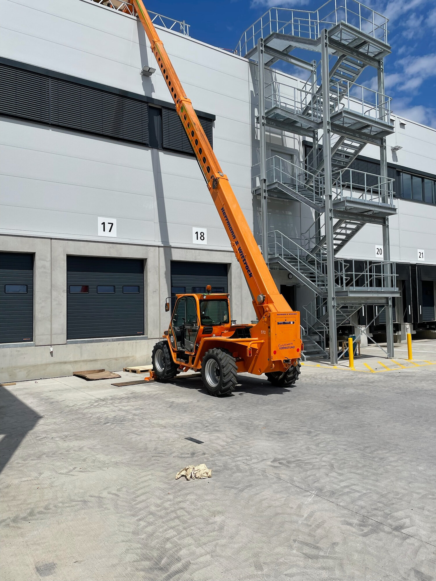 HSE Health & Safety Experts GmbH in Berlin