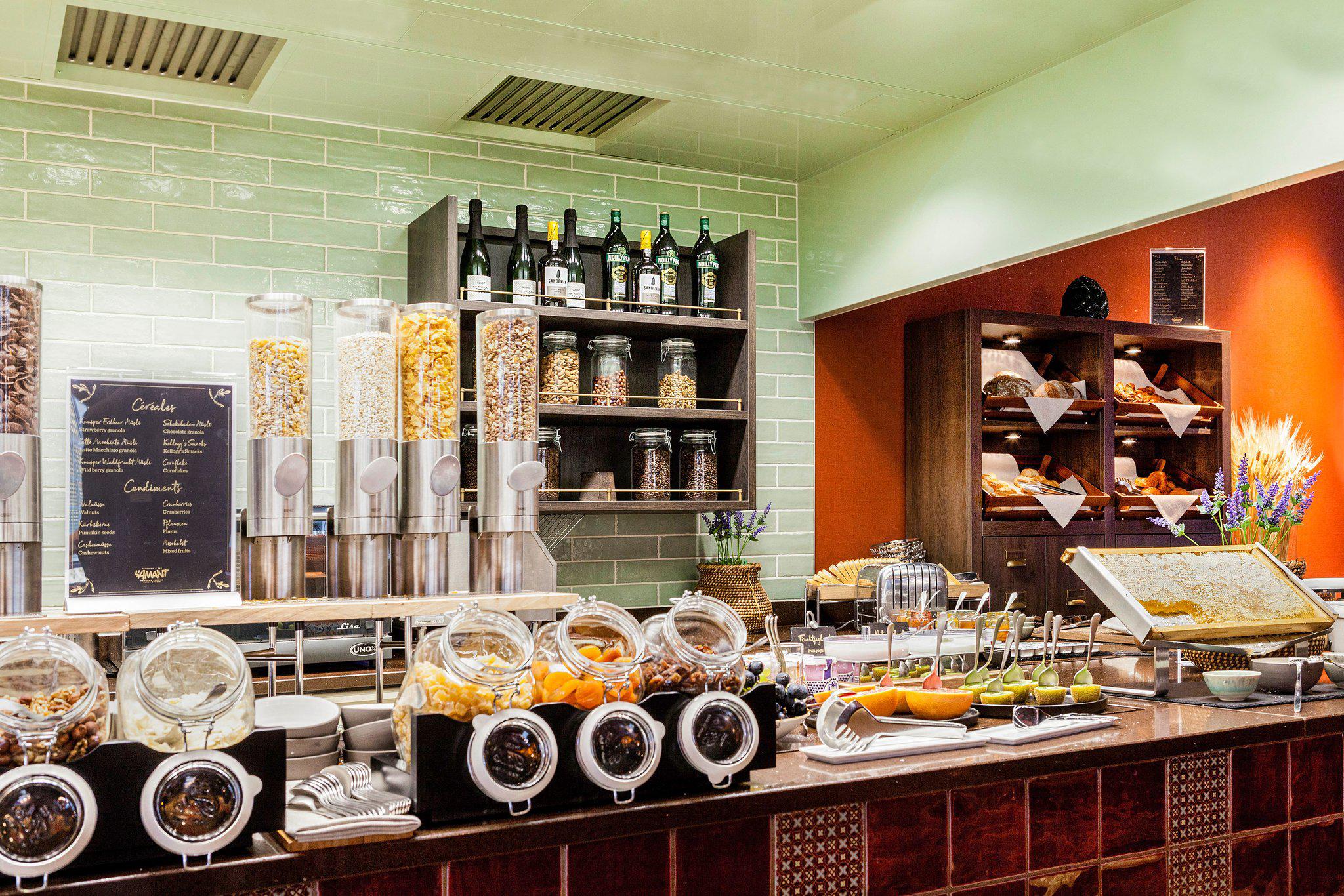 Four Points by Sheraton Sihlcity - Zurich, Kalandergasse 1 in Zurich