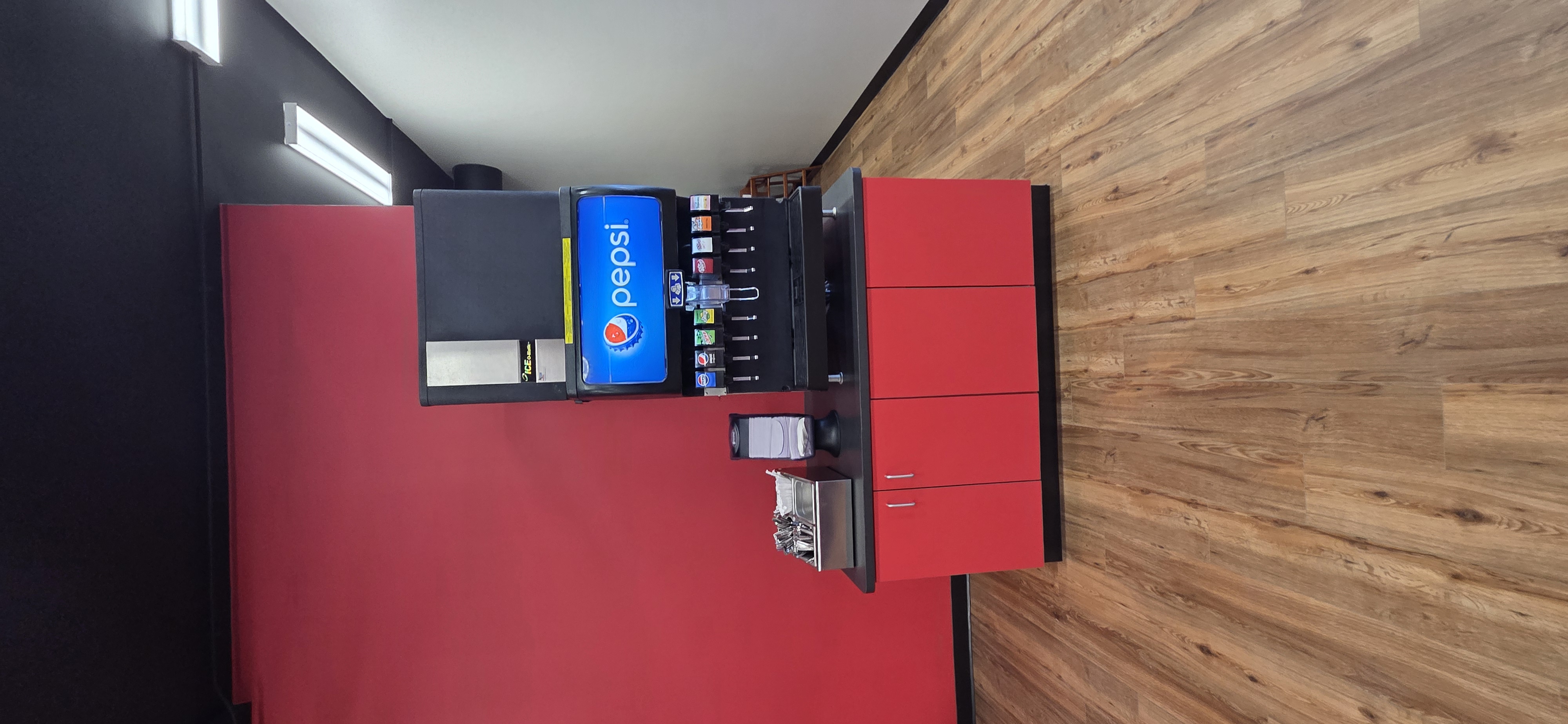 Snappy Tomato Pizza Image