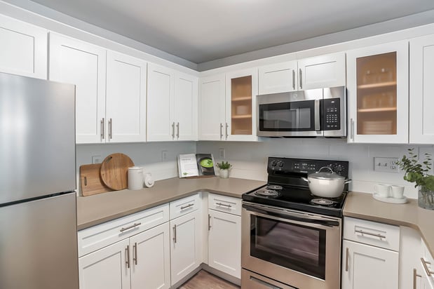 Images Eagle Rock Apartments & Townhomes at Rensselaer