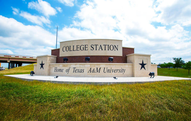 Images Holiday Inn & Suites College Station-Aggieland by IHG