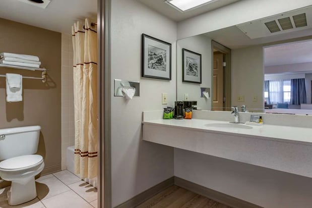 Images Best Western Plus King's Inn & Suites