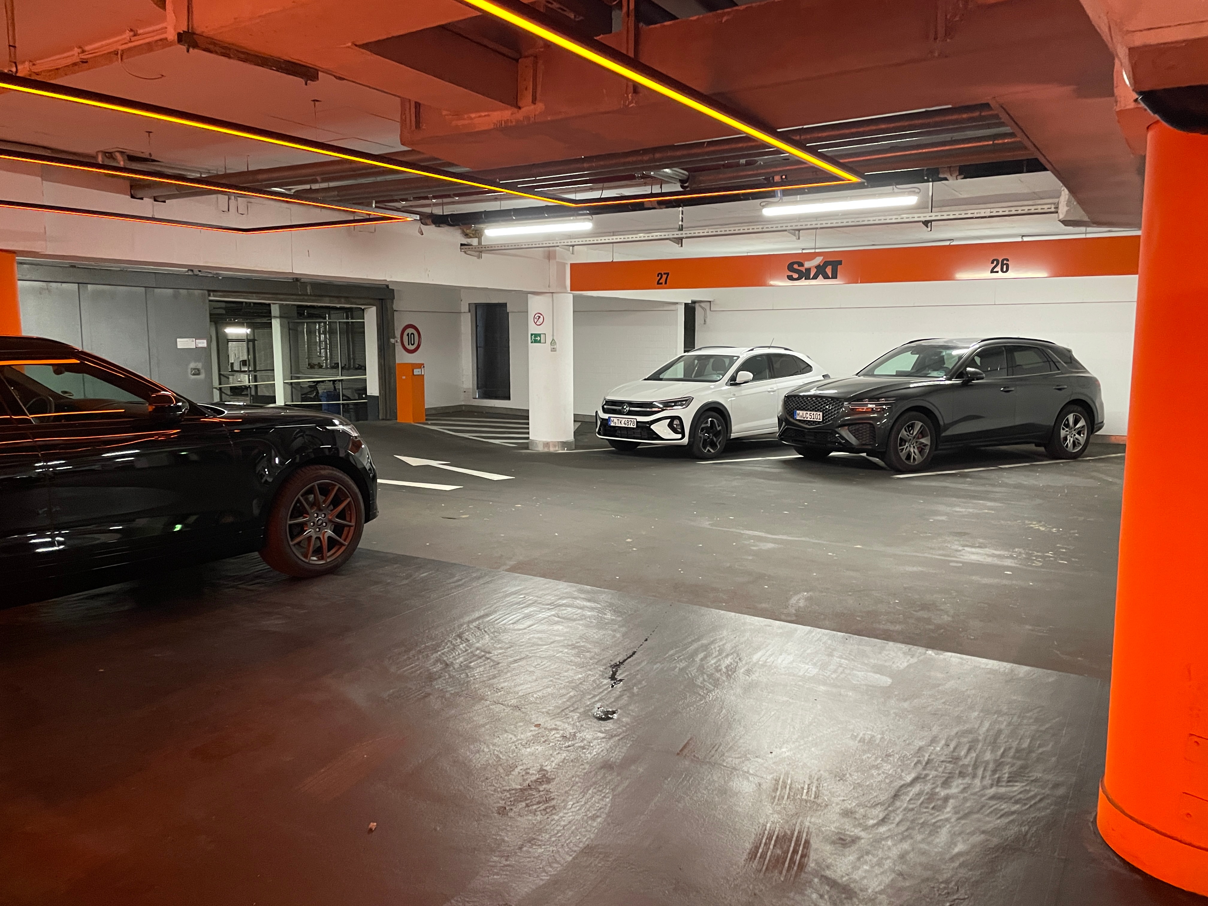 SIXT Autovermietung Frankfurt a. M. Zentrum-Zeil, Konrad-Adenauer-Str. 5-7 in Frankfurt am Main