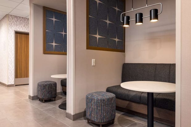 Images Hampton Inn and Suites by Hilton Cottonwood