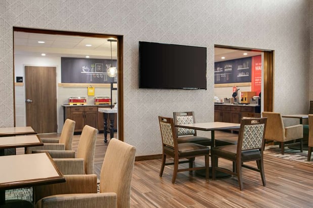 Images Hampton Inn & Suites Hudson