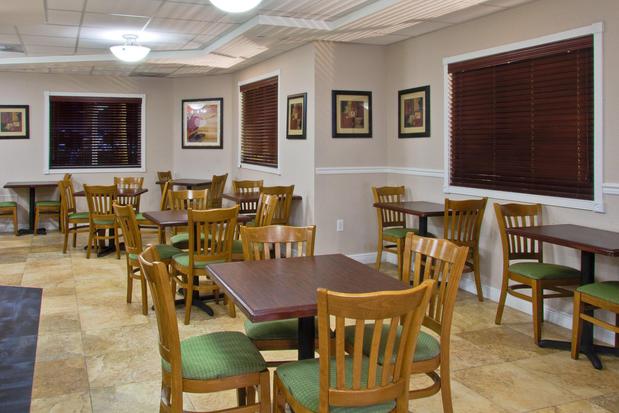 Images Holiday Inn Express West Palm Beach Metrocentre by IHG