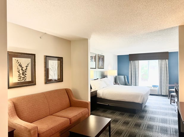 Images Holiday Inn Express & Suites Meriden by IHG