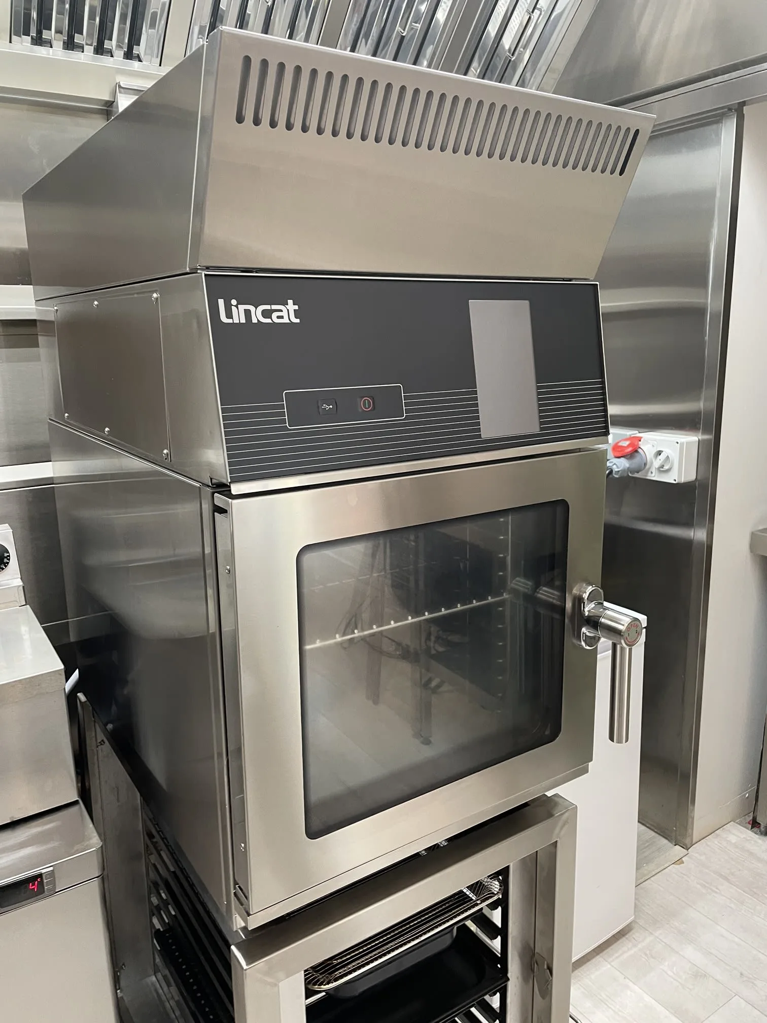 Images Advanced Catering Services Ltd
