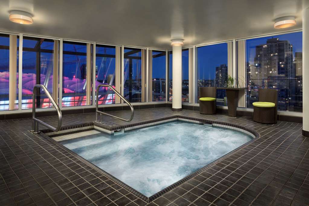 Images Hampton Inn & Suites by Hilton Vancouver-Downtown