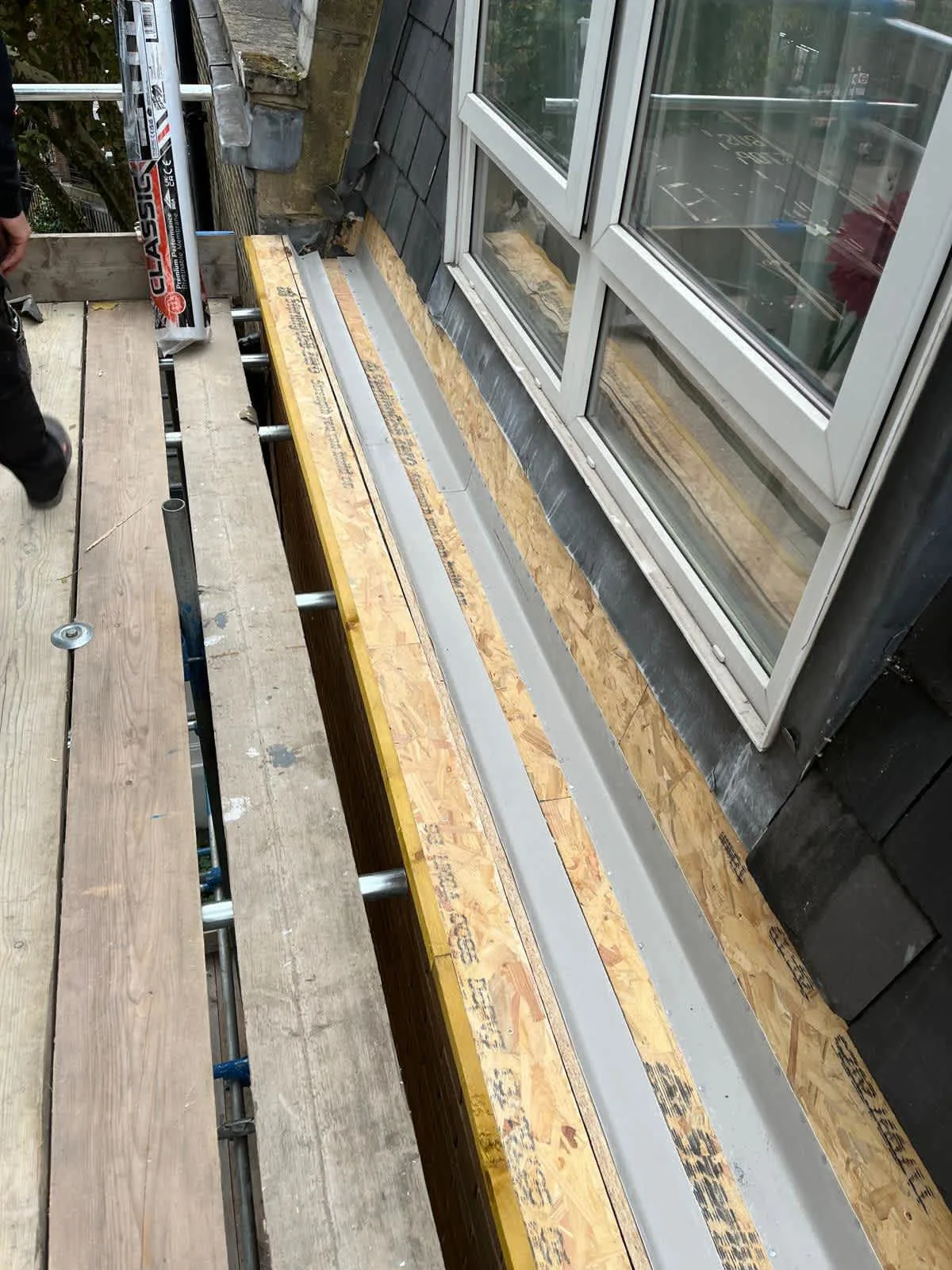 Images Stars Roofing Ltd