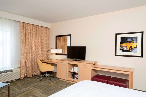 Images Hampton Inn Kalamazoo