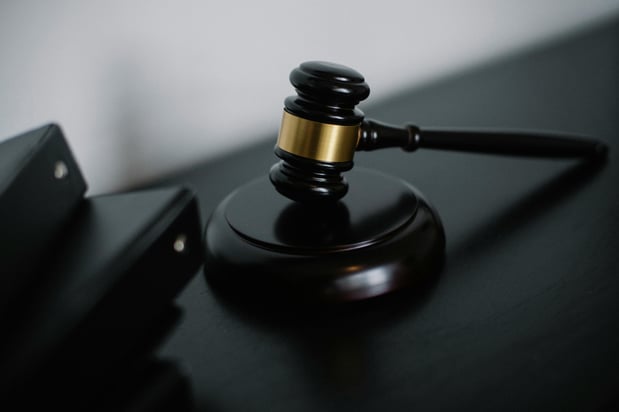 Images V.R. Perry Law Firm