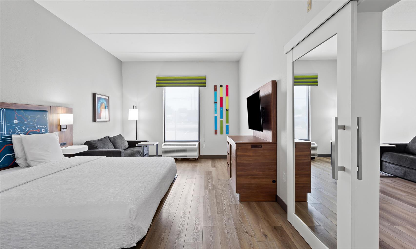 Guest room