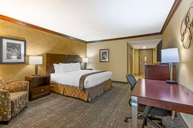 Images Best Western Plus Raton Hotel