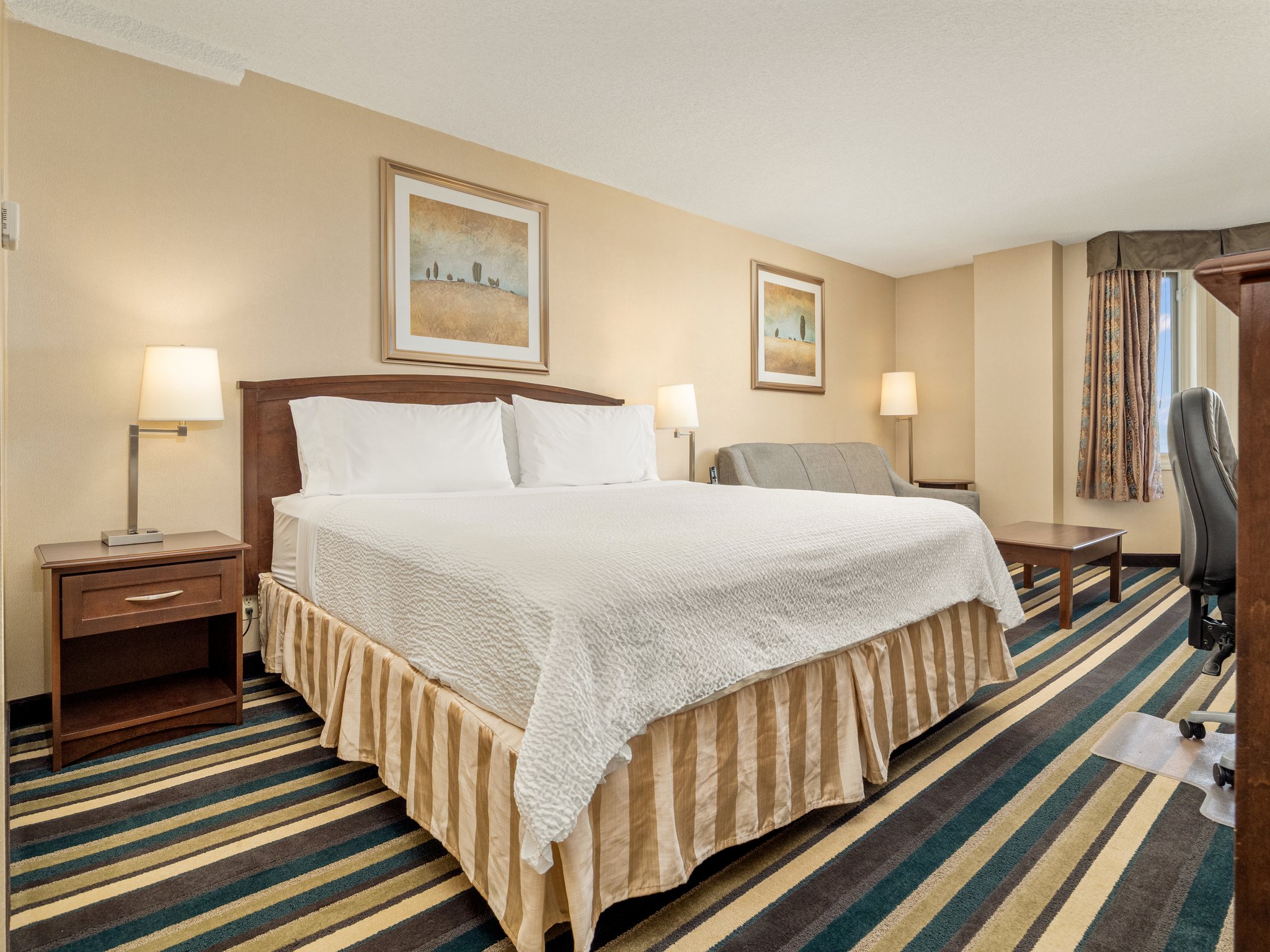 Images Holiday Inn Conference Ctr Edmonton South by IHG