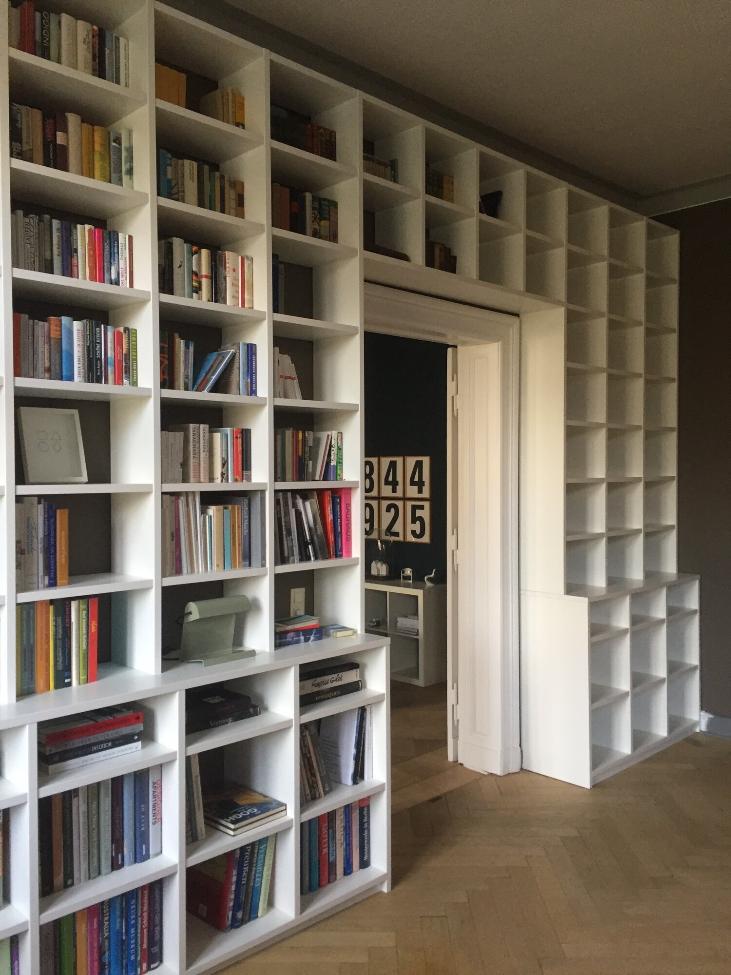 Nilson Holz- und Möbelbau, Brussaer Weg 11 in Berlin