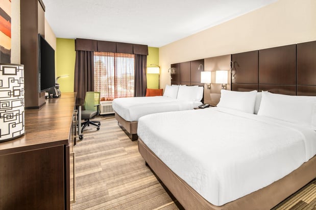 Images Holiday Inn Express Ft. Lauderdale Cruise-Airport by IHG