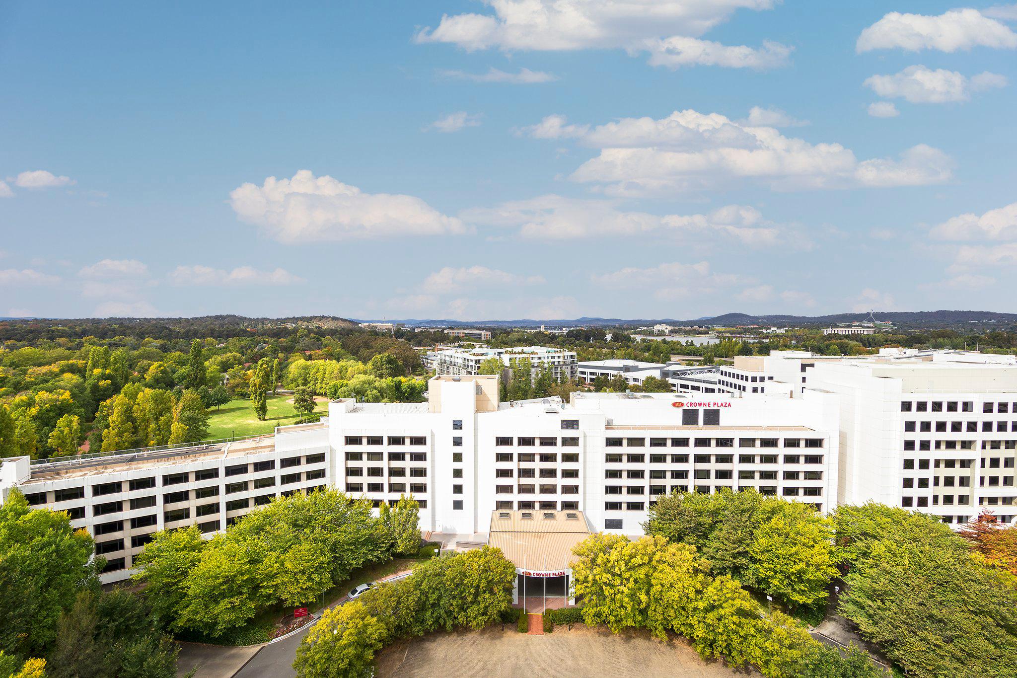 Crowne Plaza Canberra, an IHG Hotel Canberra (02) 6274 5500