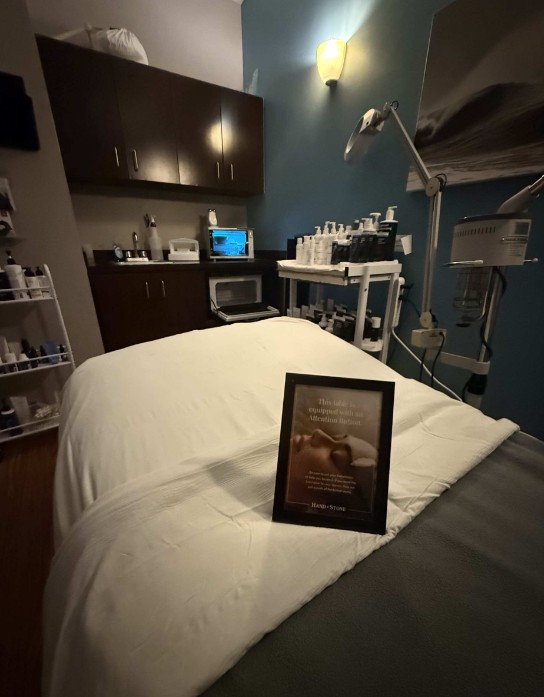 Hand & Stone Massage and Facial Spa