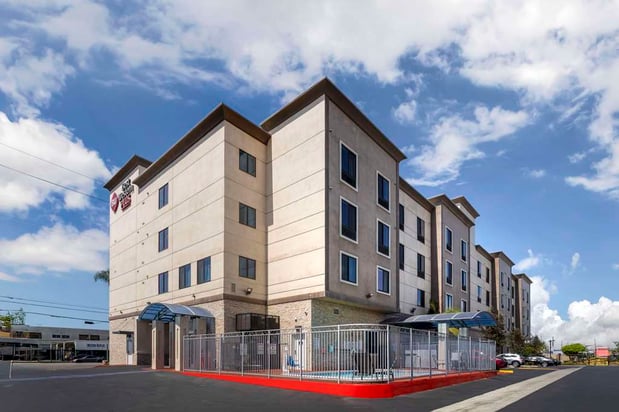 Images Best Western Plus Gardena Inn & Suites