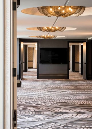 Images LondonHouse Chicago, Curio Collection by Hilton