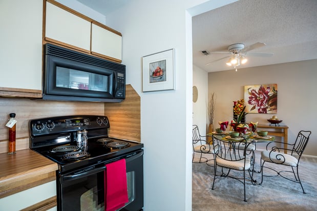 Images Southpointe Apartments