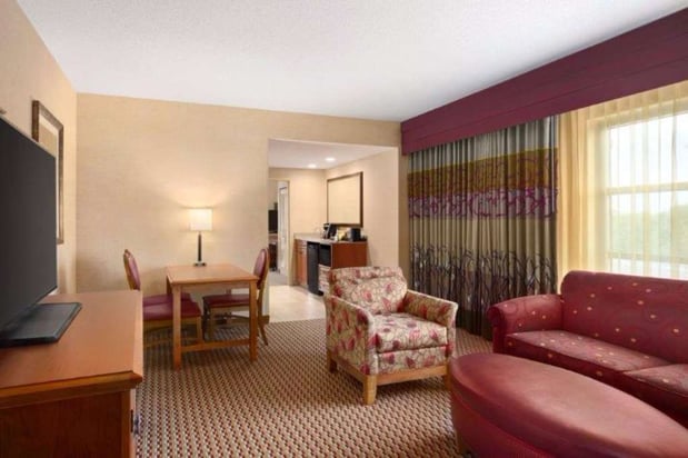 Images Embassy Suites Northwest Arkansas - Hotel, Spa & Convention Center