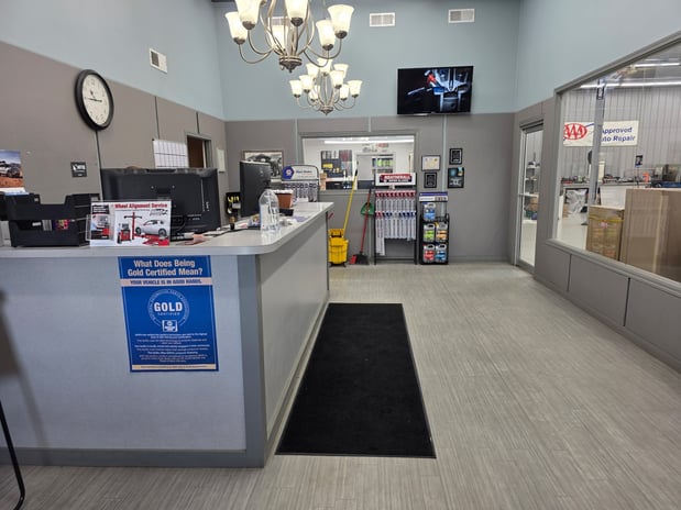 Images Menke's Auto Repair