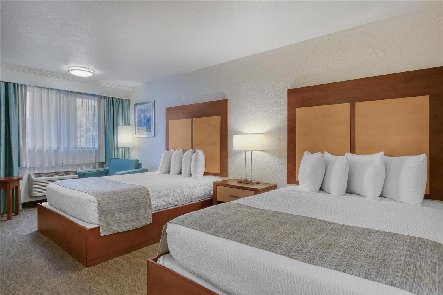Double Queen Guest Room