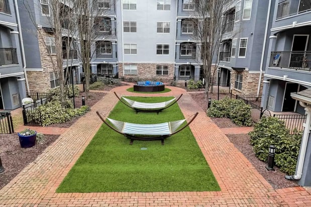 Images Aster Buckhead