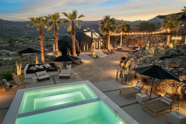 Images TRAVLR Vacation Homes