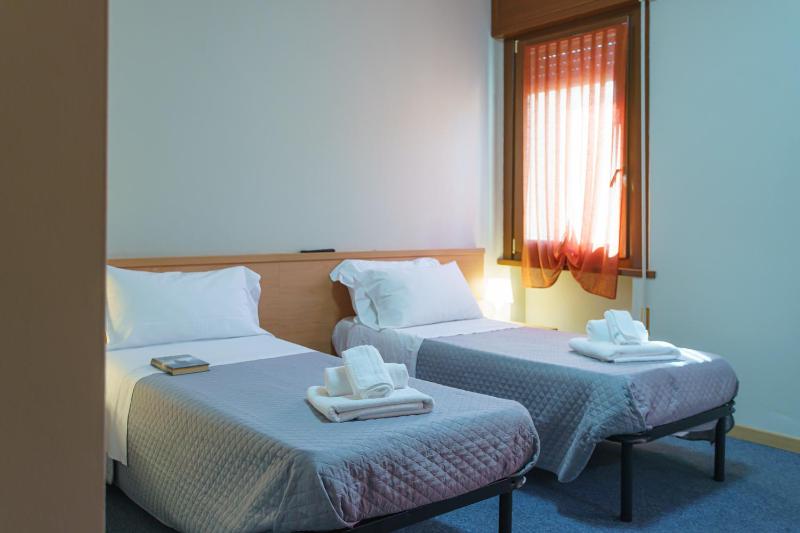 Images Rooster hotel