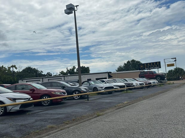 Images Elite Motors - Mobile Car Dealership