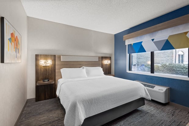 Images Holiday Inn Express Grove City (Outlet Center) by IHG