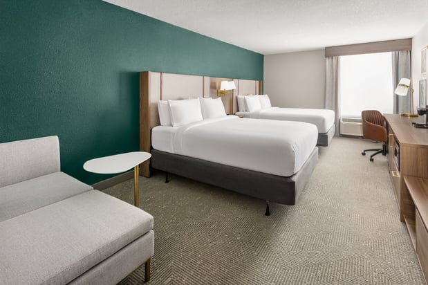 Images Holiday Inn & Suites Columbia NE - Ft Jackson Area by IHG