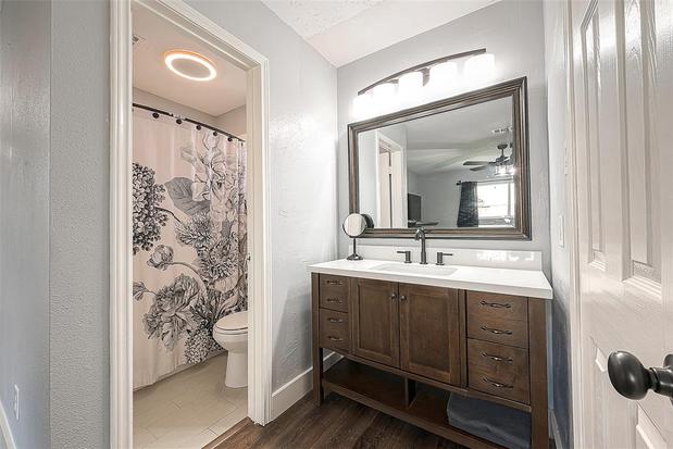 Images Cesar Espinoza Realtor/ Equity Houston