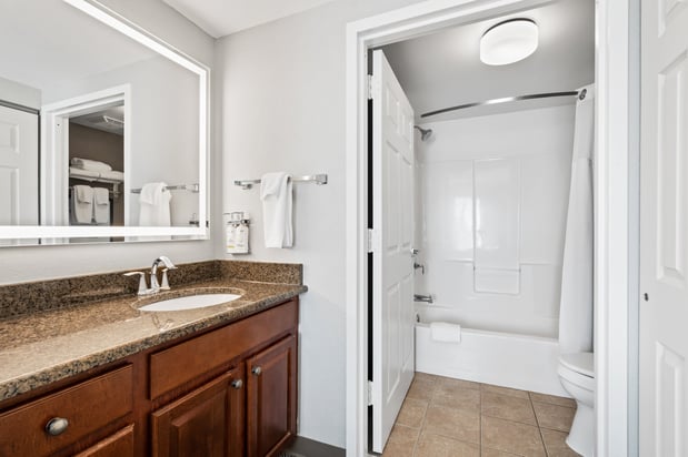 Images Staybridge Suites North Brunswick by IHG
