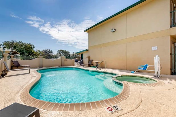 Images Best Western Executive Inn
